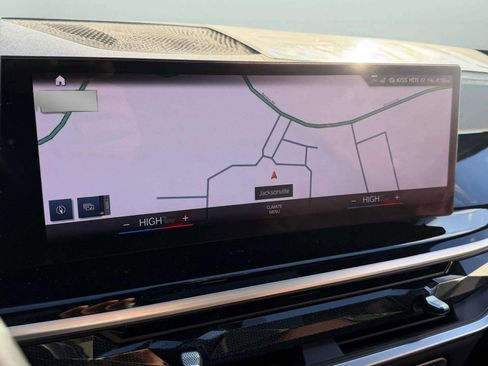 Used 2023 BMW X7 xDrive40i w/ Executive Package image 30