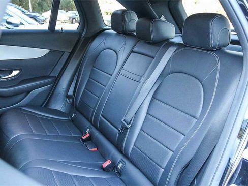 Used 2021 Mercedes-Benz GLC 300 image 16