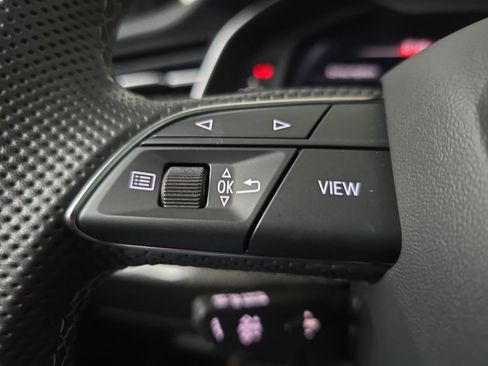 Used 2023 Audi SQ7 Prestige AWD/4WD image 20