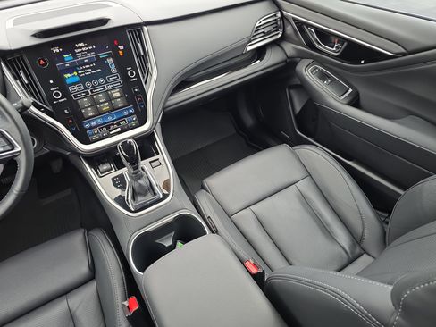 Used 2025 Subaru Outback Touring image 13