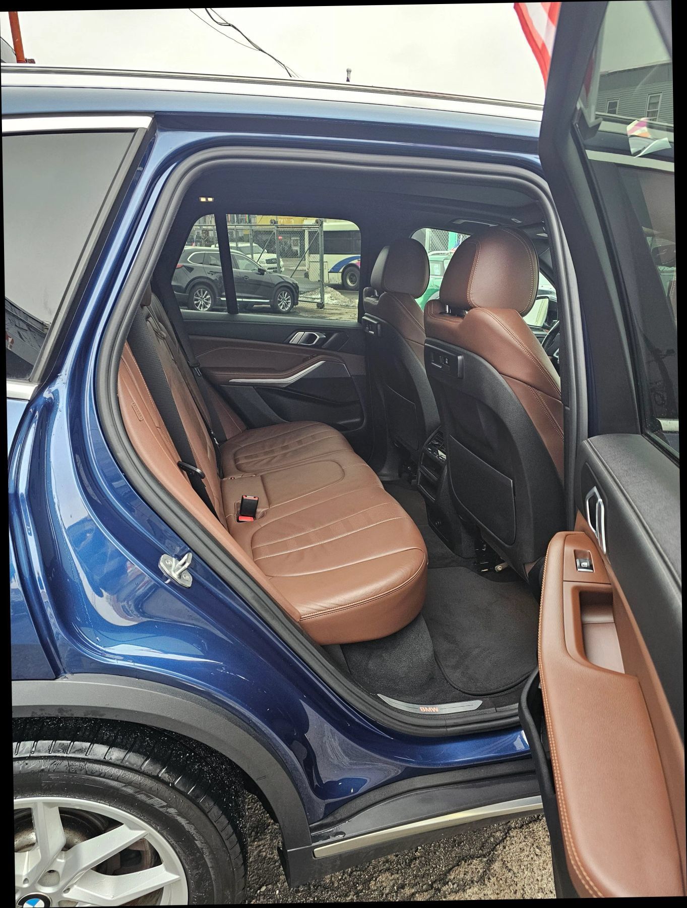 Used 2020 BMW X5 xDrive40i AWD/4WD image 12