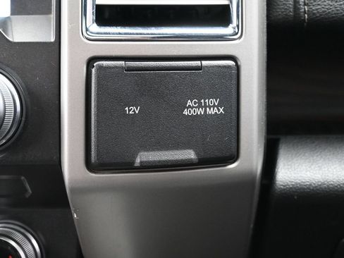 Used 2016 Ford F150 Lariat w/ Equipment Group 502A Luxury AWD/4WD image 20