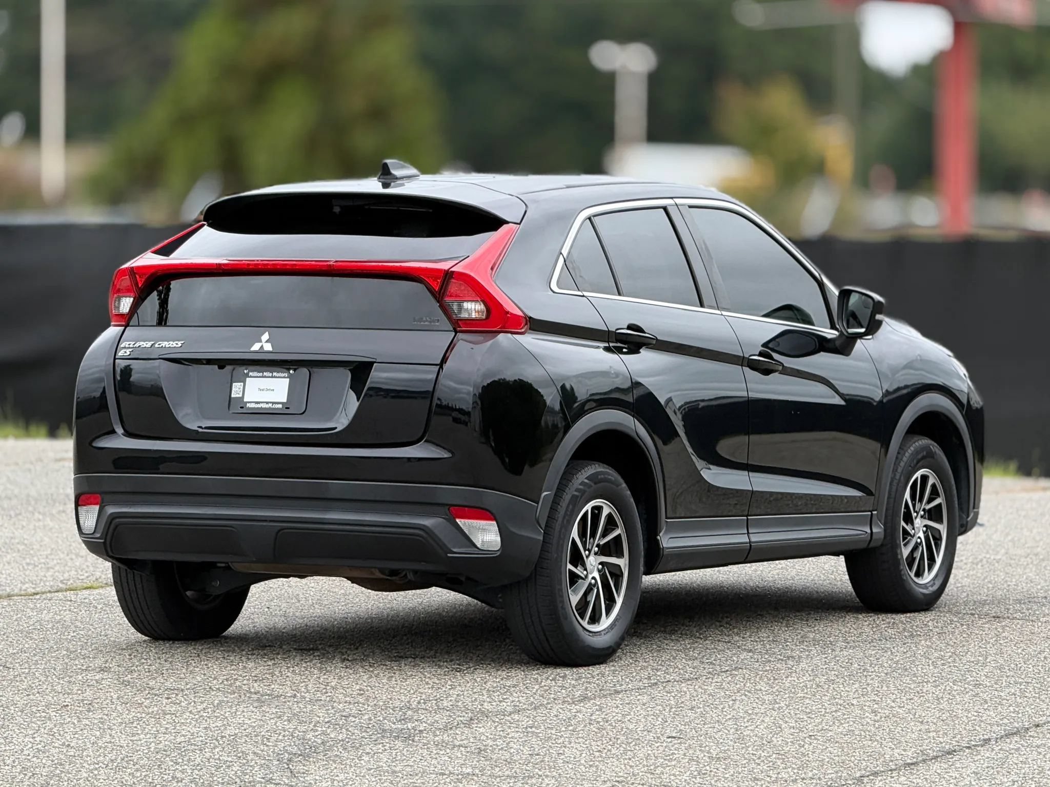 Used 2020 Mitsubishi Eclipse Cross ES AWD/4WD image 9