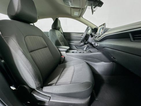 Used 2025 Nissan Altima 2.5 SV image 29