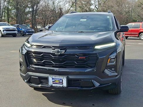 New 2026 Chevrolet Equinox RS w/ Convenience Package III FWD image 6