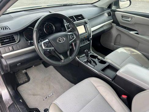 Used 2017 Toyota Camry SE image 22