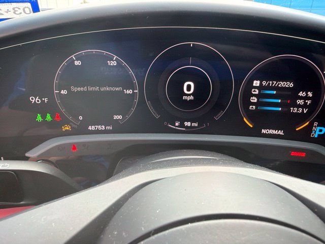 Used 2021 Porsche Taycan 4S AWD/4WD image 21