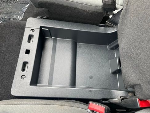 Used 2024 Ford F150 XLT image 48