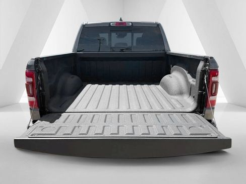 Used 2021 RAM 1500 Laramie w/ Sport Appearance Package AWD/4WD image 32