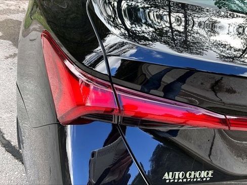 Used 2021 Toyota Avalon XLE FWD image 23