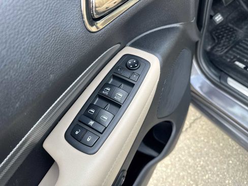 Used 2019 Dodge Durango GT image 22