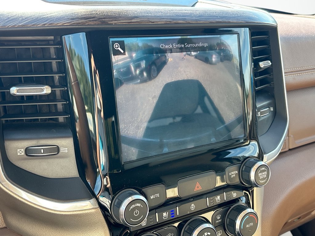 Used 2020 RAM 1500 Laramie AWD/4WD image 33