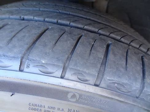 Used 2024 Genesis G70 2.5T image 15