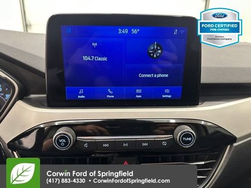 Certified 2022 Ford Escape SE w/ SE Sport Appearance Package image 21