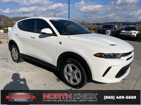 Used 2024 Dodge Hornet GT image 29