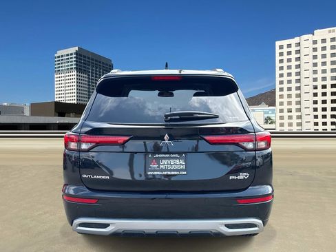 New 2025 Mitsubishi Outlander SEL image 5