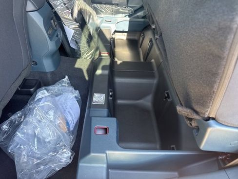 New 2025 Ford Maverick XLT w/ XLT Luxury Package image 11