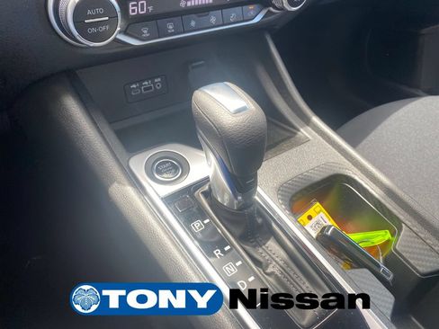 Used 2021 Nissan Sentra SV FWD image 17