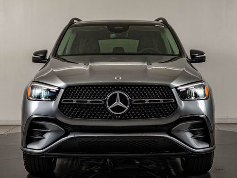 New 2026 Mercedes-Benz GLE 450 4MATIC image 2
