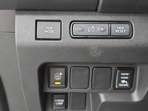 Certified 2023 Nissan Frontier SV w/ SV Convenience Package RWD image 24