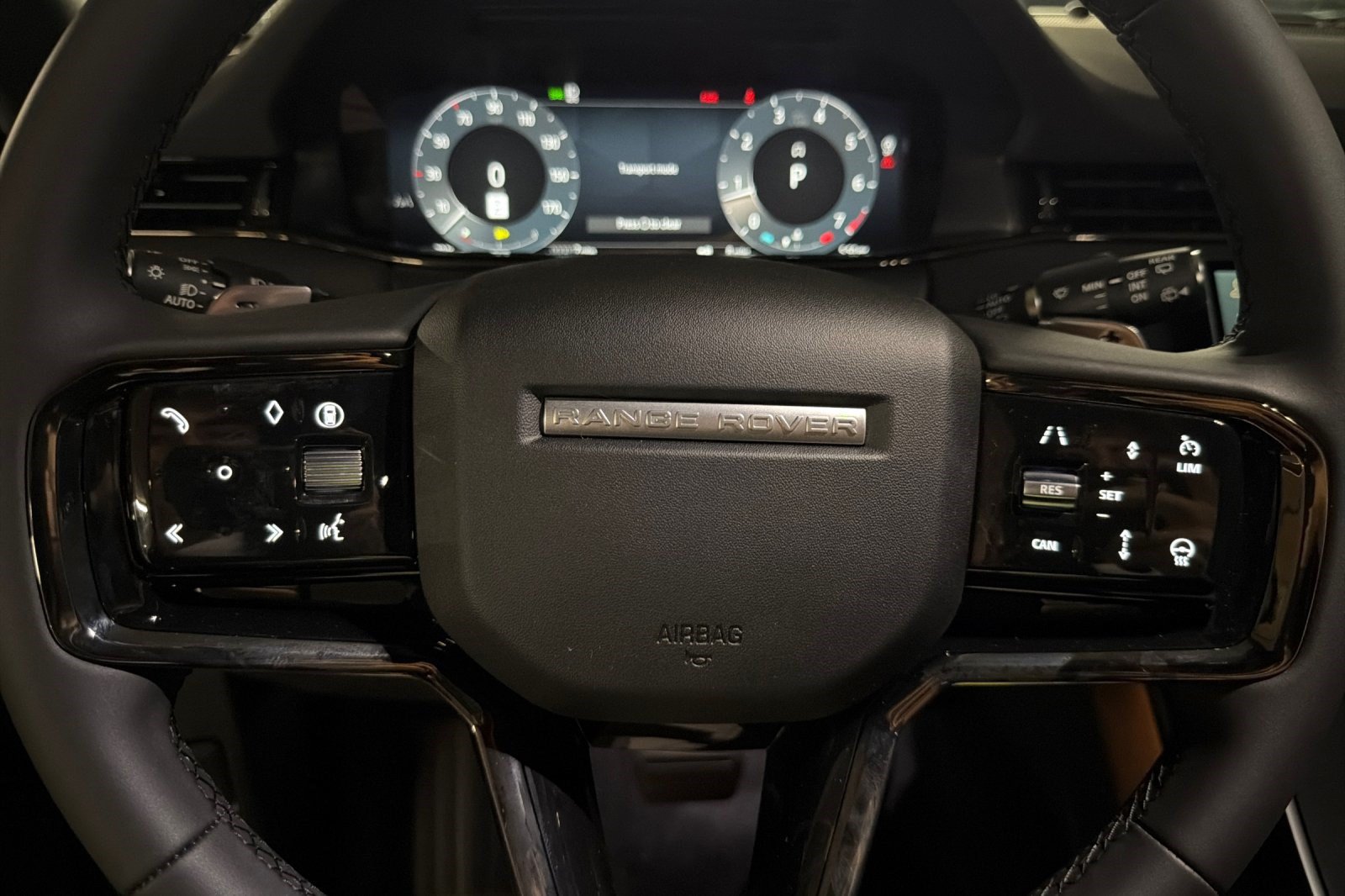 New 2026 Land Rover Range Rover Evoque S AWD/4WD image 11