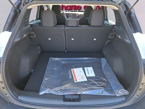 Used 2026 Nissan Kicks SV FWD image 18