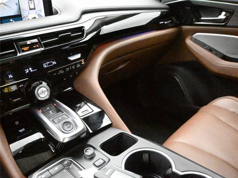 Certified 2023 Acura MDX SH-AWD w/ Advance Package image 6