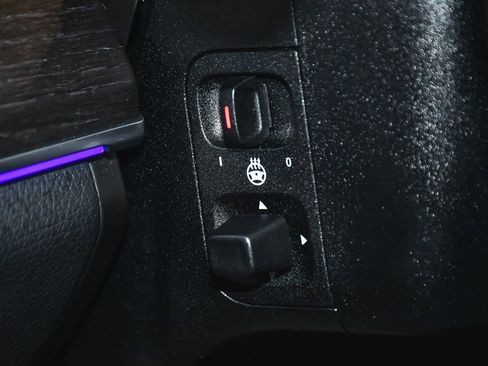 Used 2021 Mercedes-Benz GLE 350 4MATIC image 22