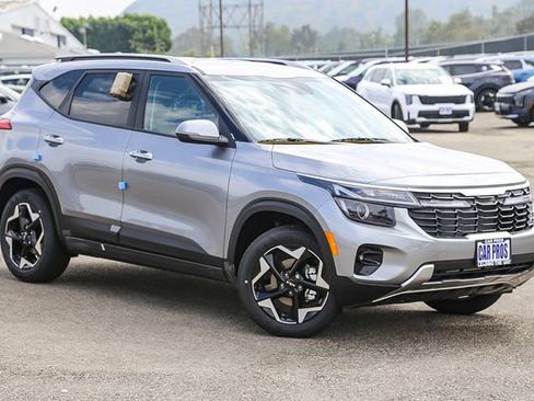 New 2026 Kia Seltos S image 2