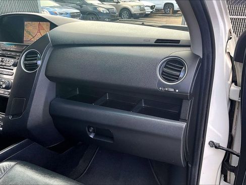 Used 2013 Honda Pilot Touring image 21