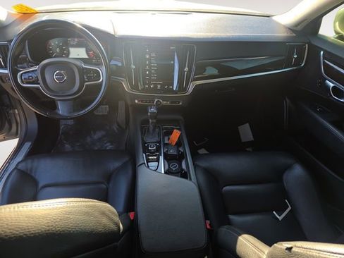Used 2018 Volvo S90 T5 Momentum w/ Momentum Plus Package image 10