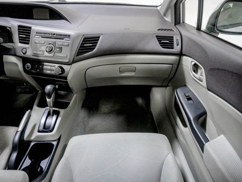 Used 2012 Honda Civic LX image 28