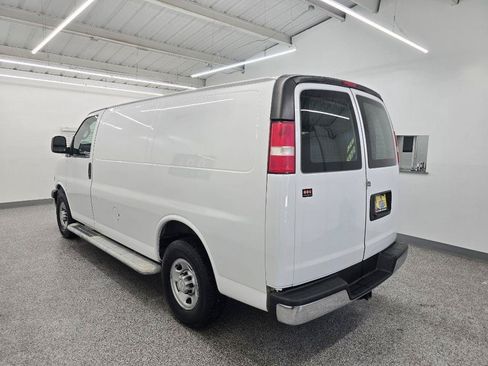 Used 2020 Chevrolet Express 2500 w/ Driver Convenience Package RWD image 4