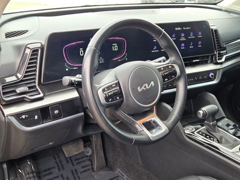 Used 2024 Kia Sportage EX AWD/4WD image 20