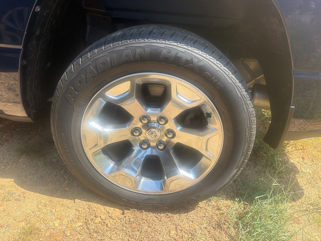 Used 2023 RAM 1500 Big Horn AWD/4WD image 4