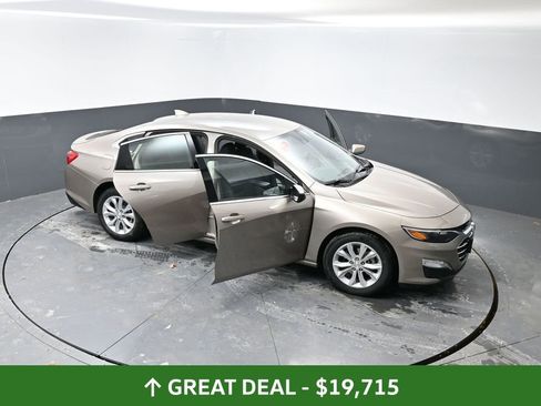 Used 2025 Chevrolet Malibu LT image 60