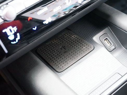 Certified 2025 Hyundai Ioniq 6 Limited image 29