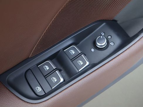 Used 2018 Audi A3 2.0T Premium Plus w/ Premium Plus Package image 11