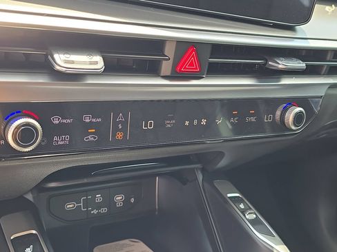 New 2026 Kia Sorento EX AWD/4WD image 26