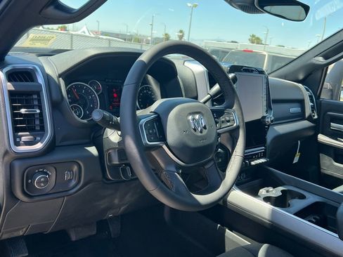New 2026 RAM 2500 Big Horn AWD/4WD image 17