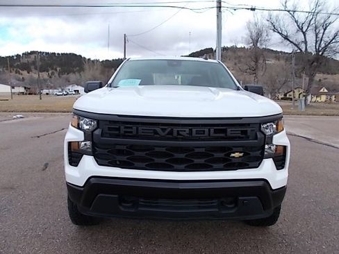 Used 2024 Chevrolet Silverado 1500 W/T w/ Z71 Off-Road Package image 2