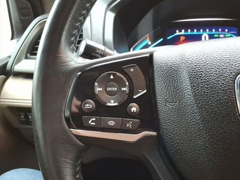 Used 2018 Honda Odyssey Touring image 24