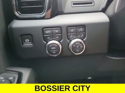 Certified 2024 GMC Sierra 1500 AT4 w/ AT4 Premium Package AWD/4WD image 35