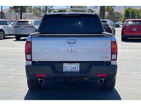 Used 2022 Honda Ridgeline Sport image 4
