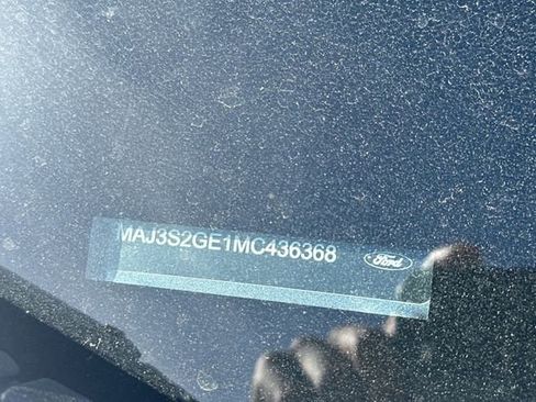 Used 2021 Ford EcoSport SE image 3