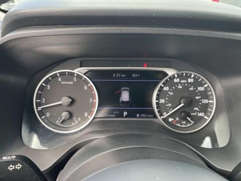 Used 2024 Nissan Rogue S AWD/4WD image 39