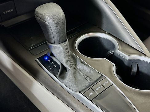 Used 2024 Toyota Camry LE image 24