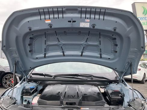 Used 2025 Hyundai Ioniq 5 SEL image 12