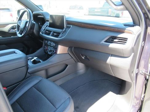 Certified 2024 Chevrolet Tahoe High Country w/ Advanced Technology Package image 11