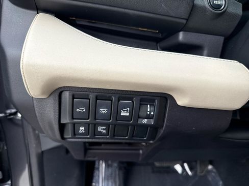 Used 2020 Subaru Ascent Touring w/ Popular Package #3 AWD/4WD image 27